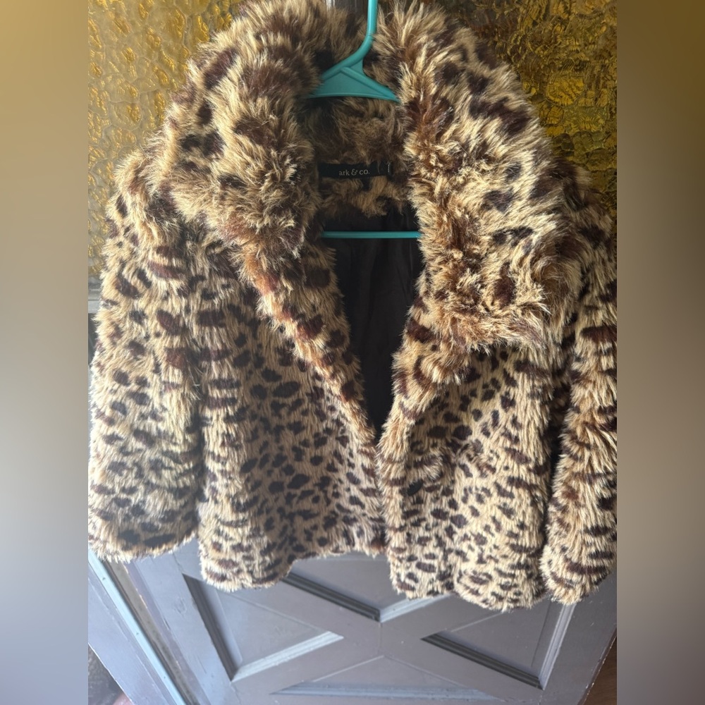 Ark & Co Animal Print Faux Fur Coat size small